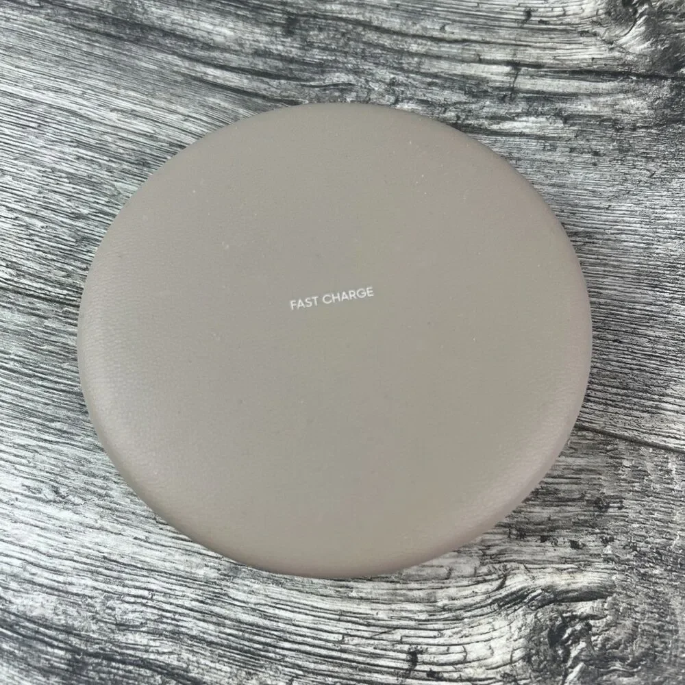 Samsung Fast Charge-Model EP-PG950 Wireless Charger